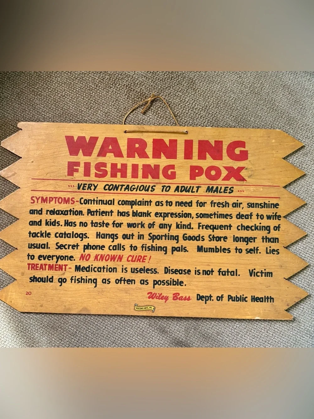 Warning Fishing Pox Wooden Sign - Red and Brown